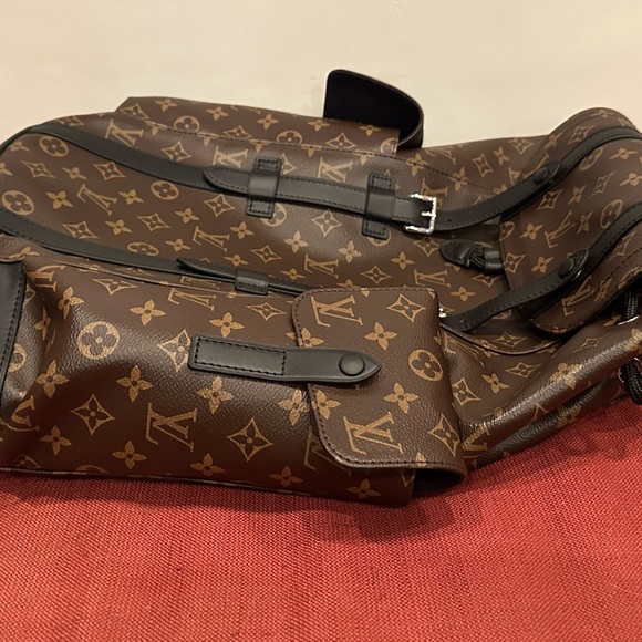 LV Christoper MM (Monogram Macassar) Bookbag - Picture 3 of 9